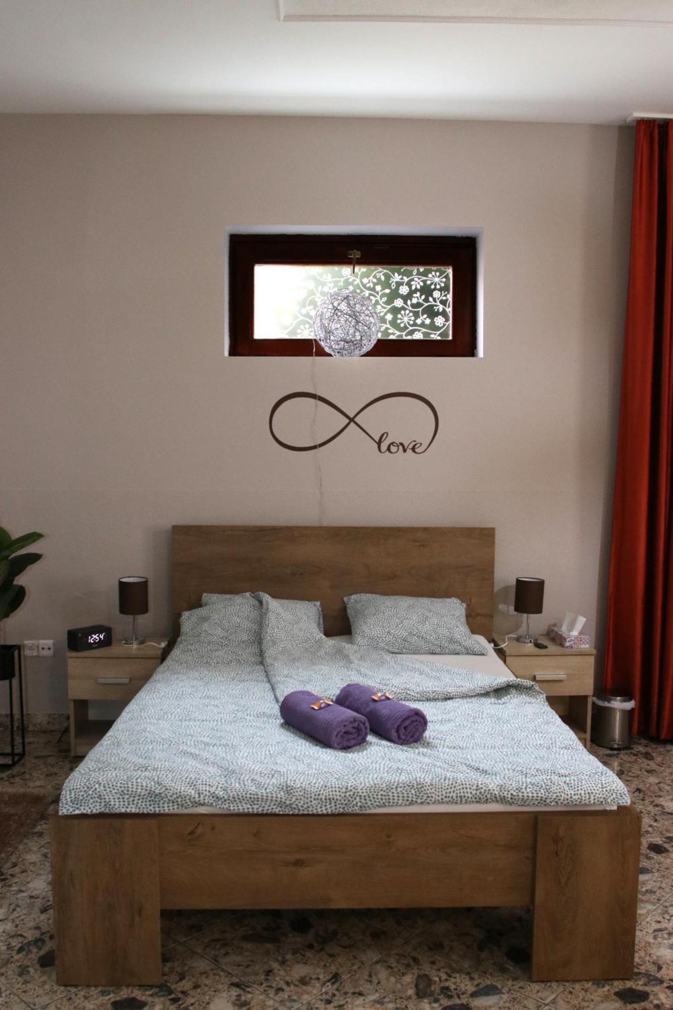 Tulipan Apartman Gödöllő Buitenkant foto